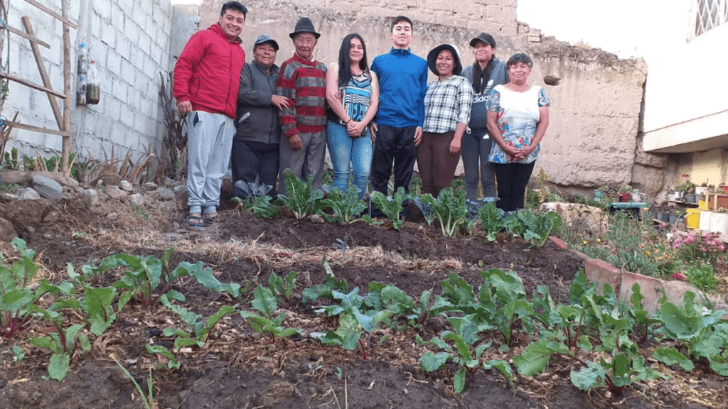 Ecuador-Family-garden-1024x576 resized