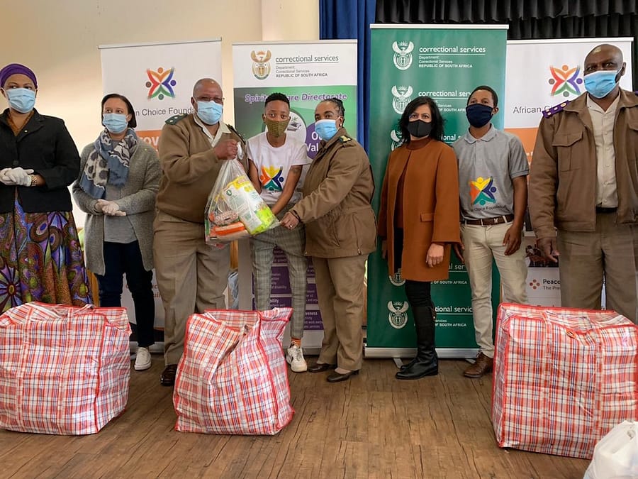 O Jornal Benoni City Times Cobre a Iniciativa de Alimentação de Ex-Detentos da Fundação Prem Rawat