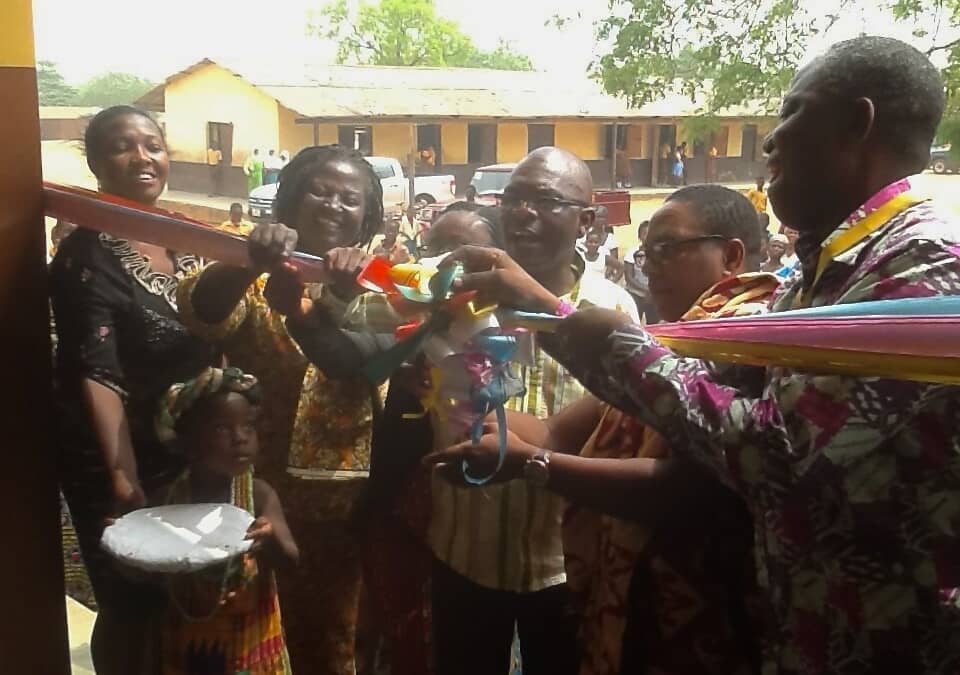 Ghana : l’école d’Otinibi ouvre un nouveau bâtiment