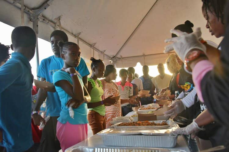 A Fundação Prem Rawat Ajuda Vítimas do Furacão Dorian nas Bahamas