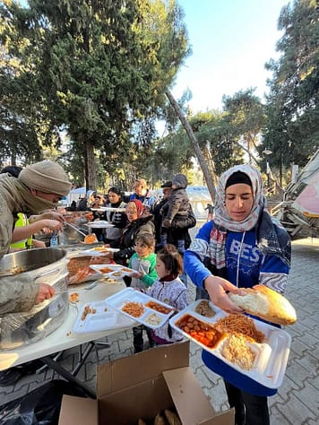 Food was distributed to earthquake victims in Turkey & Syria. Photo courtesy of World Central Kitchen.