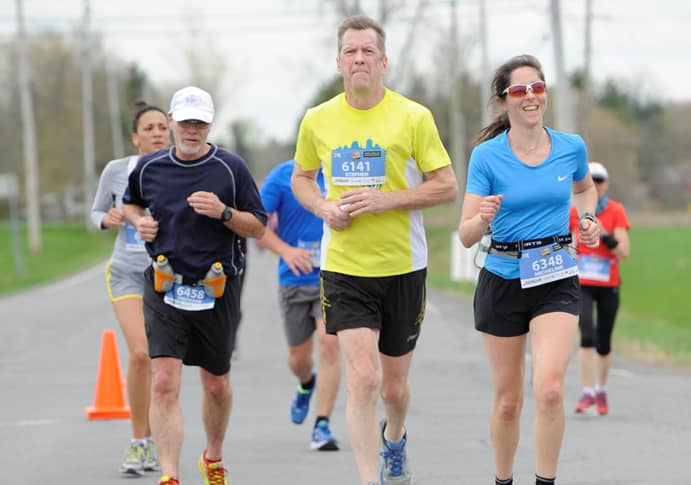 Stephen de Lorimier recauda fondos participando en maratones